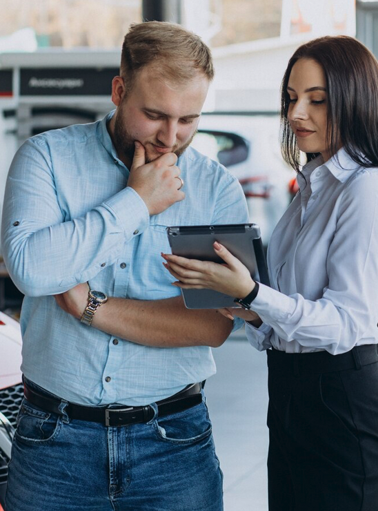Plataforma SaaS de crédito automotriz y arendamiento
